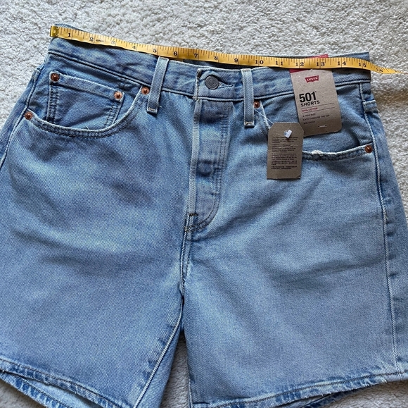 NWT Levi's 501 High Rise Mid Thigh Shorts Size 30 - Picture 6 of 10